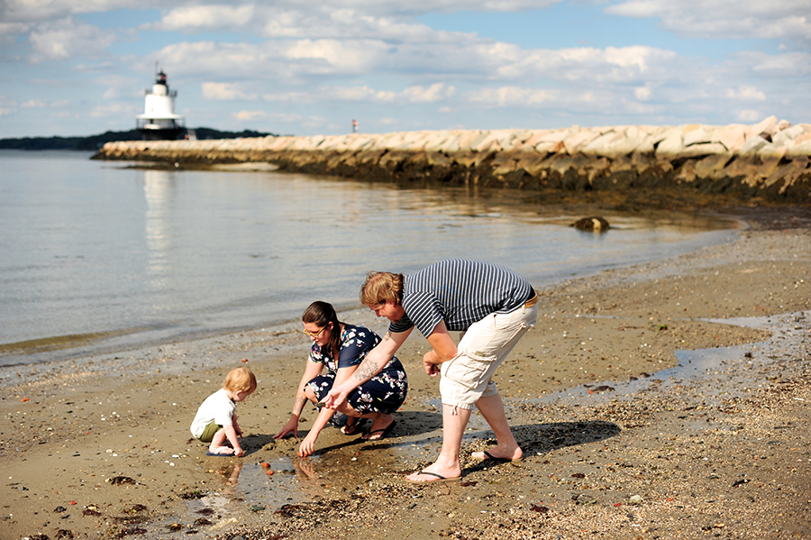 beachy family session in south portland, maine